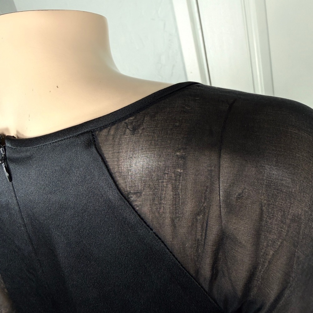 St John Women's Top Small Satin Shirt Sheer Blouse Top Silk Beaded Sequin C4-24 - Picture 6 of 10